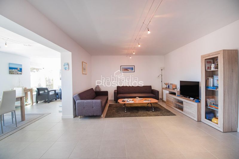 Foto fcbad68e-ee5f-46f3-ab56-e500ef5dfcb5. Casa a Benicolada - Las Adelfas Calp