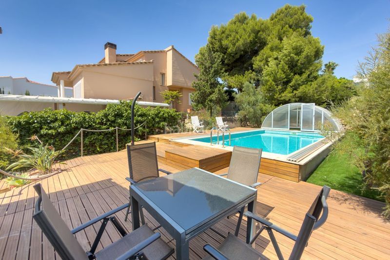 Foto d248f0bd-9fca-4bb4-b0d0-b2f73ba9595a. Casa a Pueblo Calp