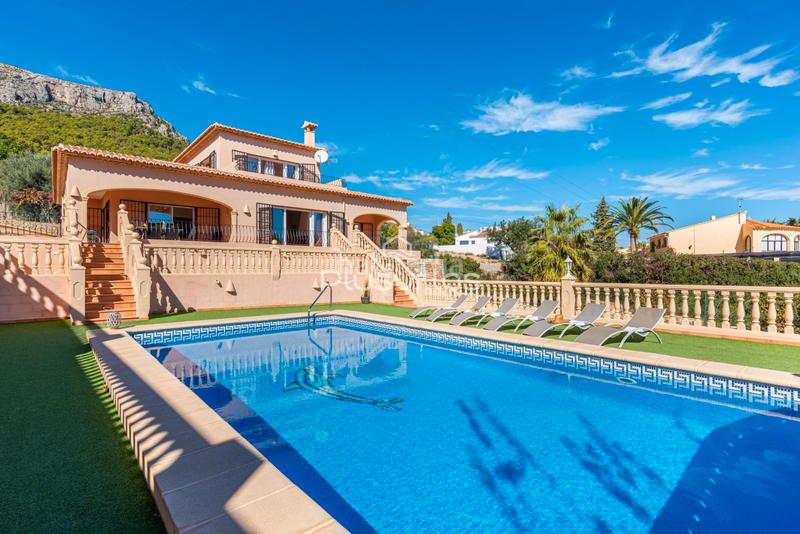 Foto f236ef4e-a2e8-4138-be43-f2dd39dda3d1. Casa a Oltamar - Cucarres Calp