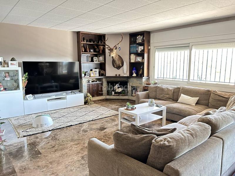 Foto 84a5754b-b407-452f-bca1-1aa7307f58e2. Casa amb calefacció aparcament piscina a Urbanitzacions Mataró