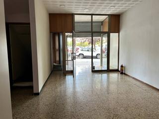 Business premise  Ramón berenguer iii. Local comercial con escaparate en ramon berenguer