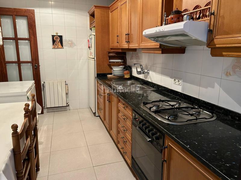 Foto 26d288e4-0fff-411b-b1d8-d22219497898. Casa adossada amb calefacció a Cerdanyola Sud Mataró
