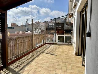 Attico in Cerdanyola Nord. En exclusiva ático con terraza y vistas al mar