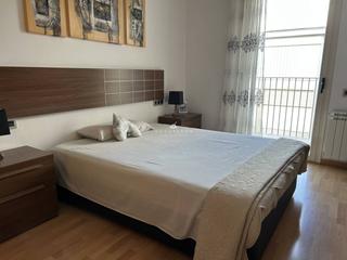 Appartement  Mossèn pius forn. Piso seminuevo con amplia terraza, parking y trastero  para entr