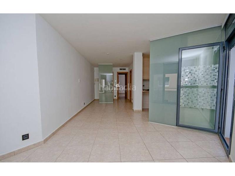 Foto c2781b9f-feff-4f76-84cd-02bd2b4338f4. Appartamento con parcheggio in Cerdanyola Sud Mataró