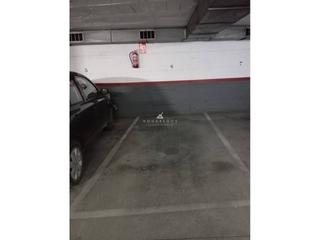 Location Parking voiture à Sant oleguer 108. Plaza de aparcamiento en alquiler en ronda sant oleguer 108