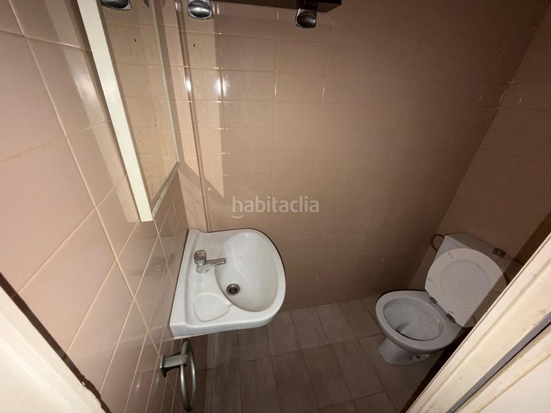 Foto 992a6b01-60da-4812-944a-f7888e24d224. Local comercial  a pie de calle en zona muy comercial en Mataró