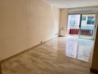 Appartement à Centre. Piso en cami ral de 3 habitaciones  parking  2 trasteros