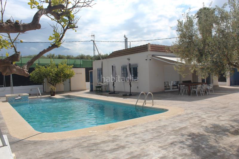 Foto ae2dd2f7-c4b1-47e4-91b3-ad329a75aecd. Chalet  en Berja