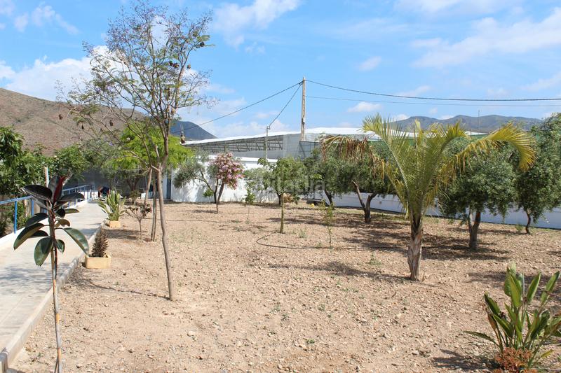Foto cf022d1a-fbfe-4506-9833-52639d35737d. Chalet  en Berja