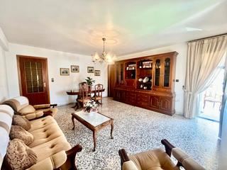 Appartamento  Calle maestra 29. Amplio piso de tres habitaciones, en muy buena zona de almeria c