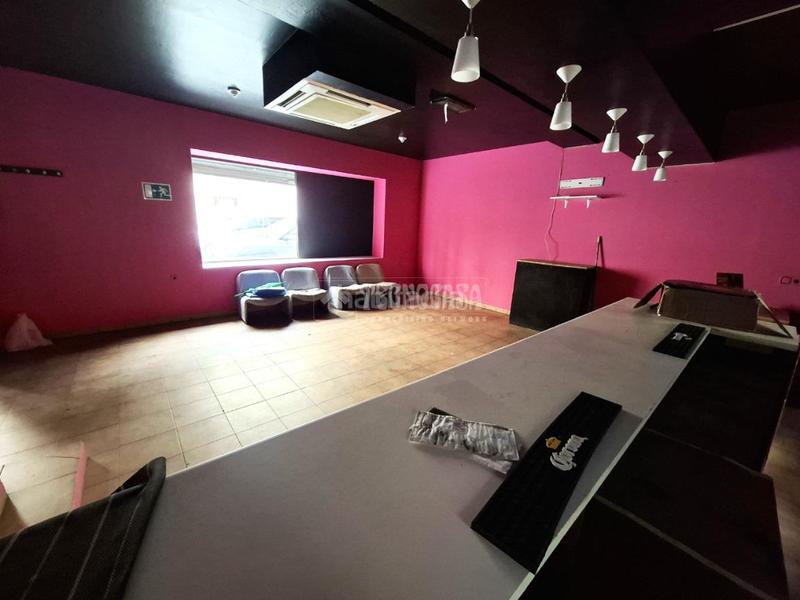 Foto d0c276b8-e195-49e6-bae4-096d48163050. Local comercial a Centro Colmenar Viejo