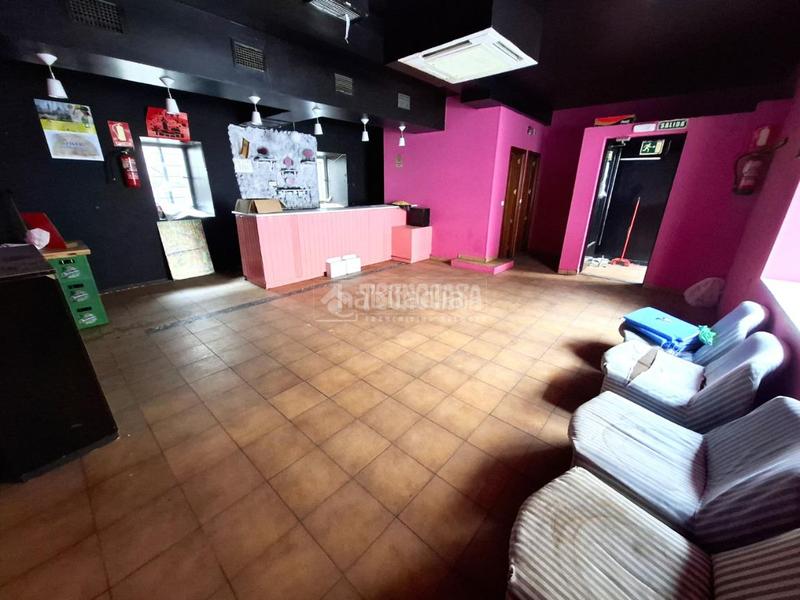 Foto d78c3e32-847a-47d9-b7ec-da96e378683f. Local comercial a Centro Colmenar Viejo