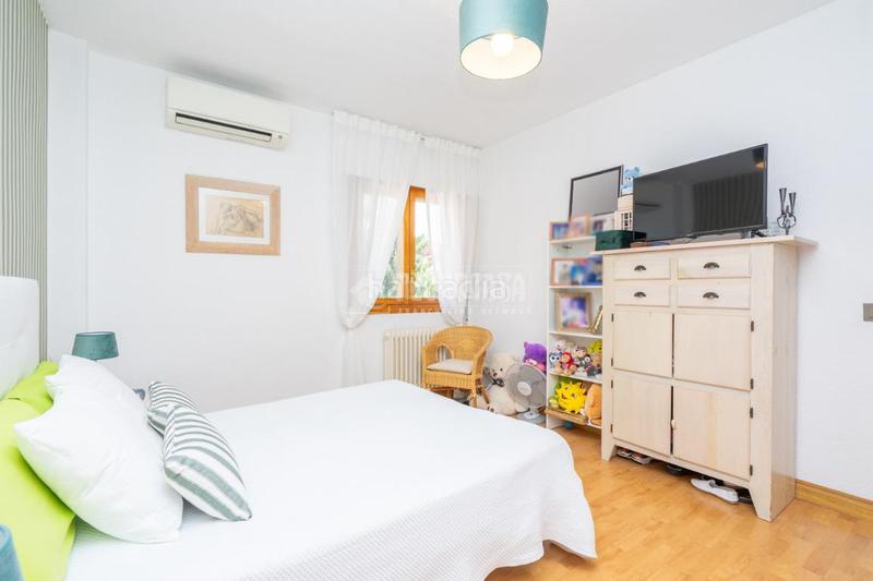 Foto d862d831-8288-4c4a-8522-8a2710ba8179. Appartamento con riscaldamento in Los Arcos-Viviero Colmenar Viejo