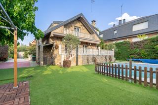 Casa a Fuente Santa. Casa en venta en colmenar viejo
