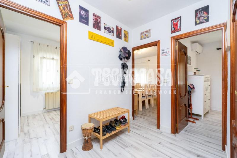 Foto 19946eb7-3797-4cbd-8fc4-a7d996df1455. Casa bifamiliare con riscaldamento parcheggio in San Andrés Colmenar Viejo