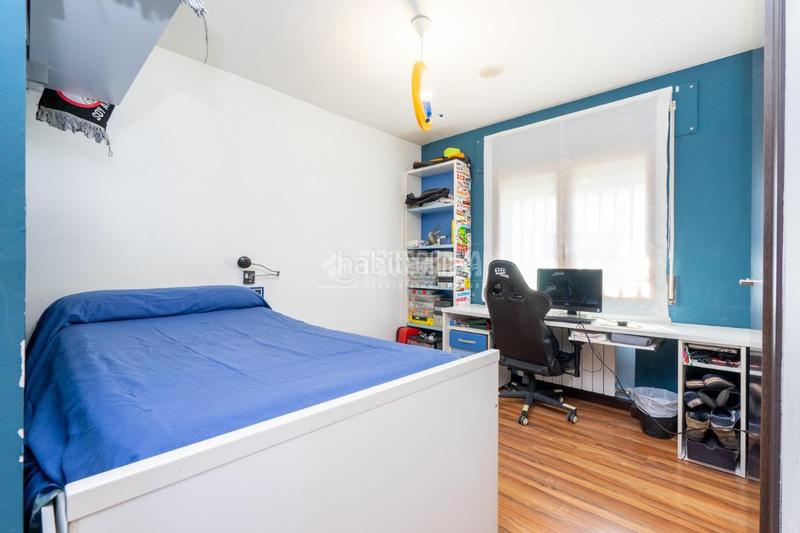 Foto eafff3c8-c30b-4565-9341-09da8a6287aa. Casa aparellada amb calefacció aparcament piscina a Manzanares el Real