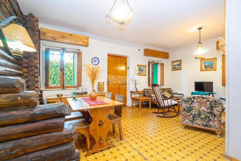 Foto 1fad36b9-7cf2-40f5-b337-0eacdb2e4d85. Casa bifamiliare con piscina in Fuente Santa Colmenar Viejo