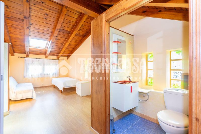 Foto bd208935-929b-4f55-be01-316fa4e771a0. Casa a Guadalix de la Sierra