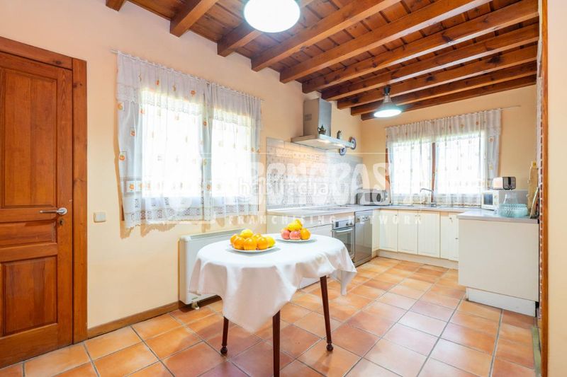 Foto f3df018c-3909-439d-8769-e7bfee45338f. Casa a Guadalix de la Sierra