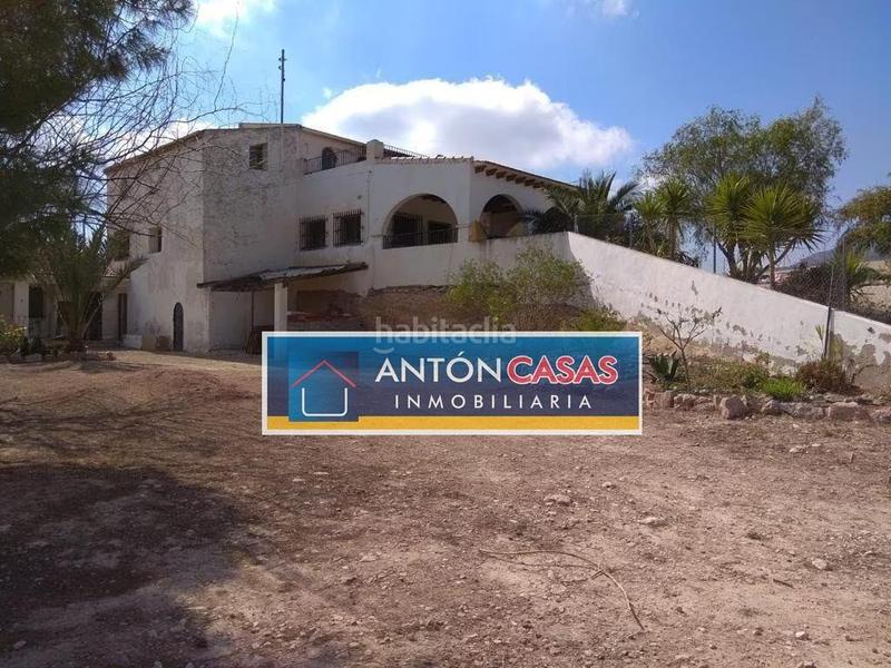 Foto cf1f2a93-24c1-44af-bb98-60f9750dbc2e. Masía finca 414 m2 7 habs casa invitados cueva almacén en Novelda