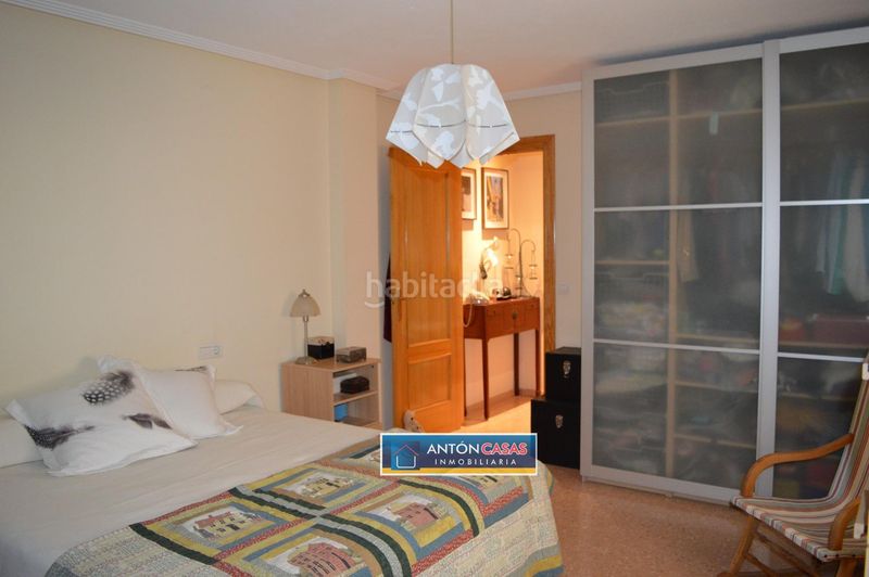 Foto a25bd0ac-24b1-4c0d-8032-0792ee08f1fb. Dúplex amb aparcament a Centro Elda