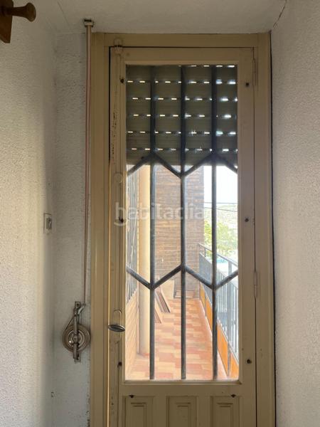 Foto 90252c89-a7c3-4df3-83e9-0fbf2360a67c. Casa se vende casa con 3 garajes grandes alquiler con opción a compra en Petrer