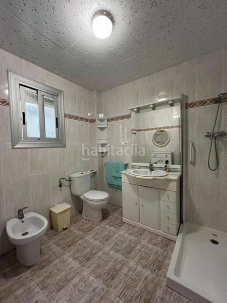 Foto 4fb52f6c-8f1b-4412-b47c-2f971a0984bd. Casa se vende casa con 3 garajes grandes en Petrer