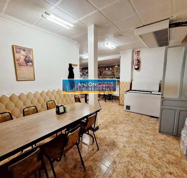 Foto 4a349831-e85d-4b59-aa18-5bf36e3a4d86. Edifici a Novelda
