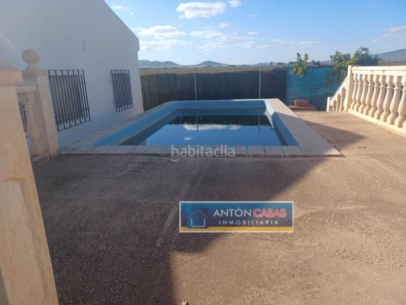 Foto fad59d48-5a8b-44f3-bbe0-61b64be1b707. Casa  de campo en Yecla