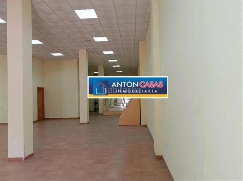 Foto 3d00223e-2da4-49d2-8a5b-e1d05ffba7a1. Locale commerciale in Casco Antiguo - Sta. Cruz - Ayuntamiento Alicante