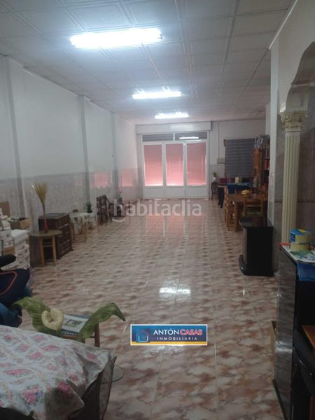 Foto a1c5f196-75b2-402e-a606-4b2c584c9e06. Local comercial a Novelda
