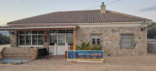 Mas à Romana (la). Chalet con nave en la romana