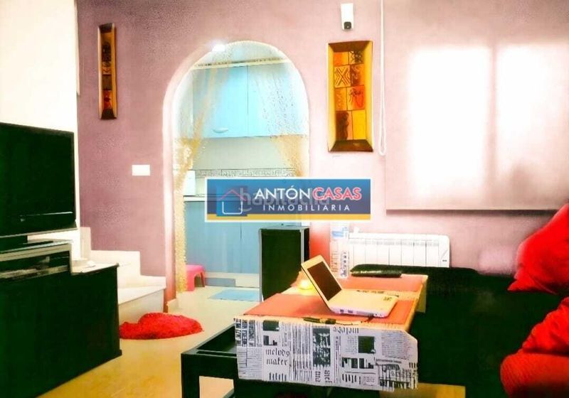 Foto 87612af7-85f7-4a1d-89c2-203ec37e2318. Casa adossada amb piscina a Monforte del Cid