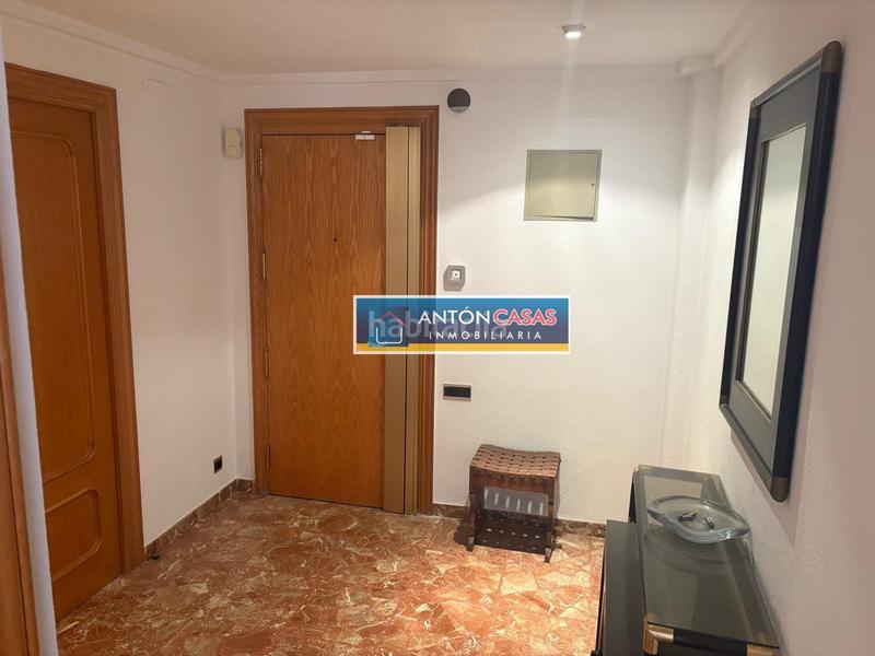 Foto 1acbcc57-0eae-4c7b-a6e4-dc0acade41b2. Àtic a Centro Elda