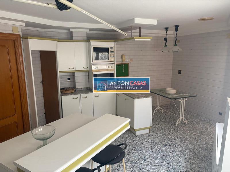 Foto 4af6896a-f103-49ab-8508-92c2582be95a. Àtic a Centro Elda