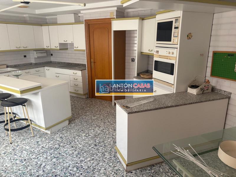 Foto 7378d91a-b3ce-4777-9574-bb60f48e5e1d. Àtic a Centro Elda