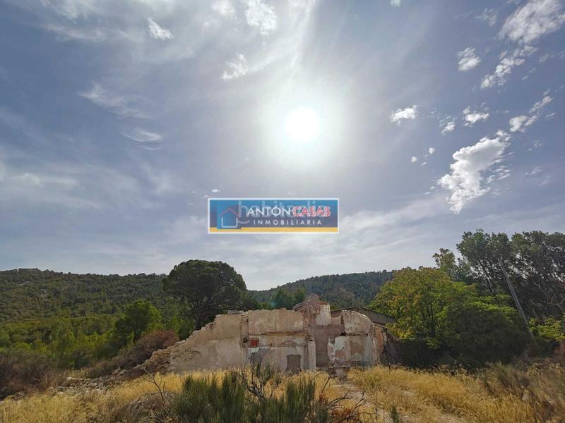 Foto 5a77b7a2-febe-4f26-a5f4-9e30bb8d8d76. Masia a Petrer