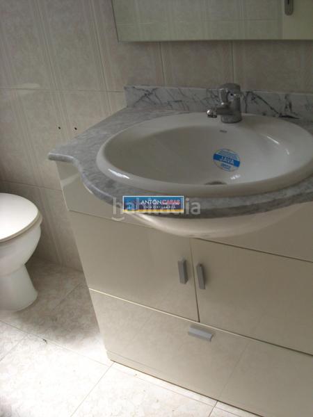 Foto a1cf5928-988e-4d13-93b2-53af9b8f02b6. Piso  en el Centro ayuntamiento en Centro Elda