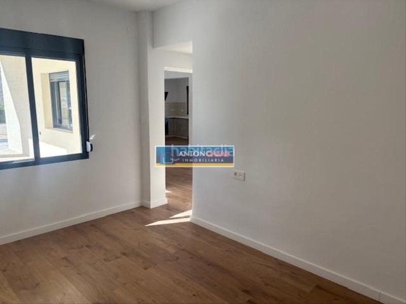 Foto ac74cbfe-bcd1-4c2f-ac09-48e0bb93745e. Chalet avec parking dans El Castillo Aspe