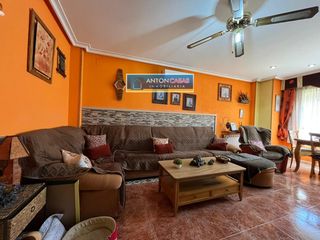 Flat in Novelda. Piso con terraza en las horcas