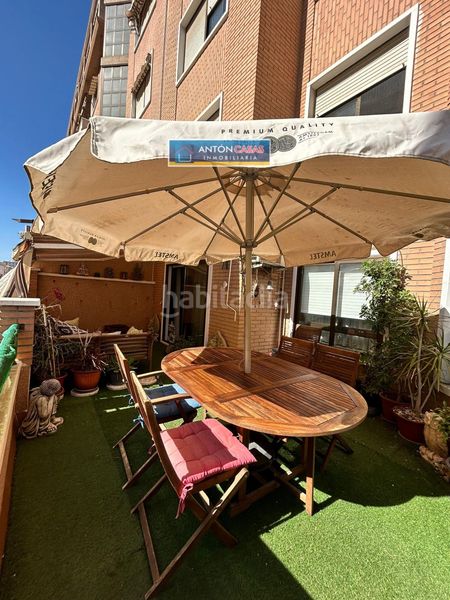 Foto 4c530edb-9049-4641-8df5-352a6fc4ce55. Pis amb aparcament a Petrer