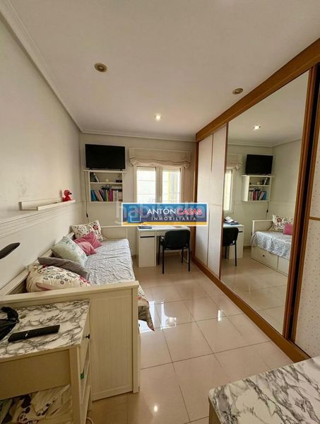 Foto ab5f4c78-f12c-45d2-8458-8e940503a00f. Casa con parcheggio piscina in Monòver