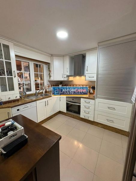 Foto cb18cd8a-1dbf-4272-af66-12861ad50c35. Casa con parcheggio piscina in Monòver