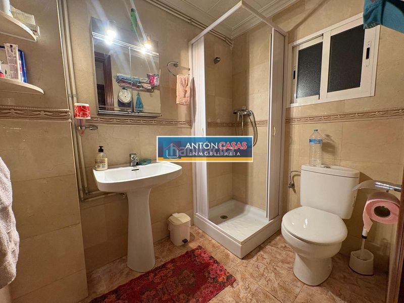 Foto 0fb3a8f1-3507-49f1-9776-7e2d44ff8e21. Casa amb aparcament a Novelda
