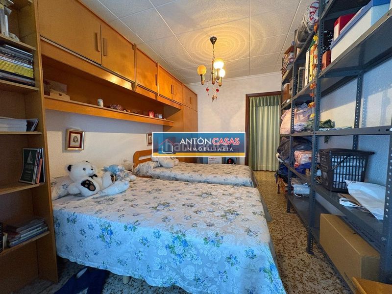 Foto 3ad44e72-2221-44a2-9abd-bd84fea88947. Casa amb aparcament a Novelda