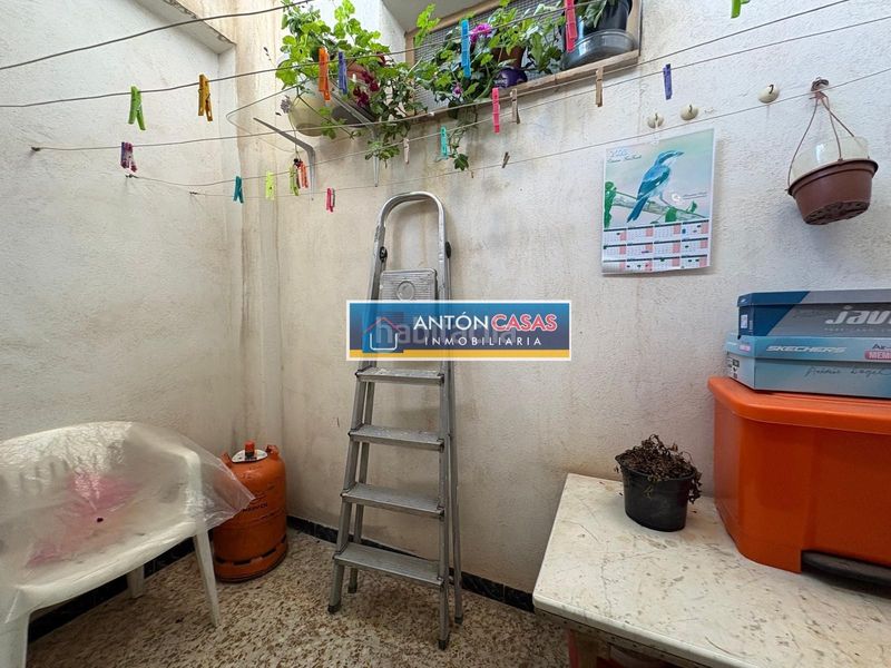 Foto 95b9886a-42c5-4403-8c14-80a3a82b0690. Casa amb aparcament a Novelda