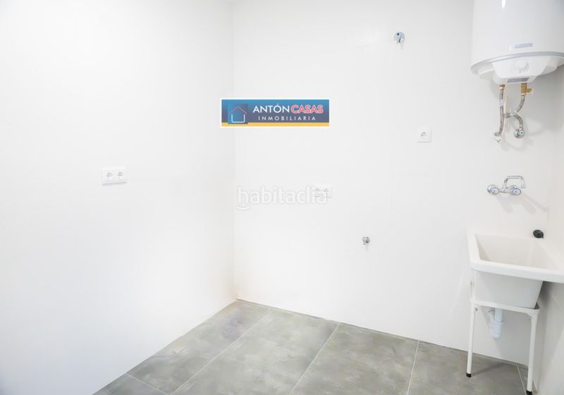 Foto d8ecd963-01ae-4fda-90e2-8c66dc85cc6e. Planta baixa a Monforte del Cid