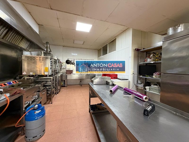 Foto a82eb553-bbcd-4510-9f05-33e61a87459b. Traspàs local comercial a Petrer
