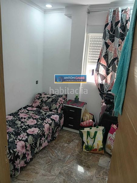 Foto b6ed9e0d-3af7-4ced-b0f0-cd7b06b4cb77. Pis a Novelda